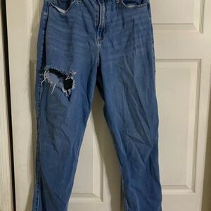 Hollister Women's Blue Distressed Jeans